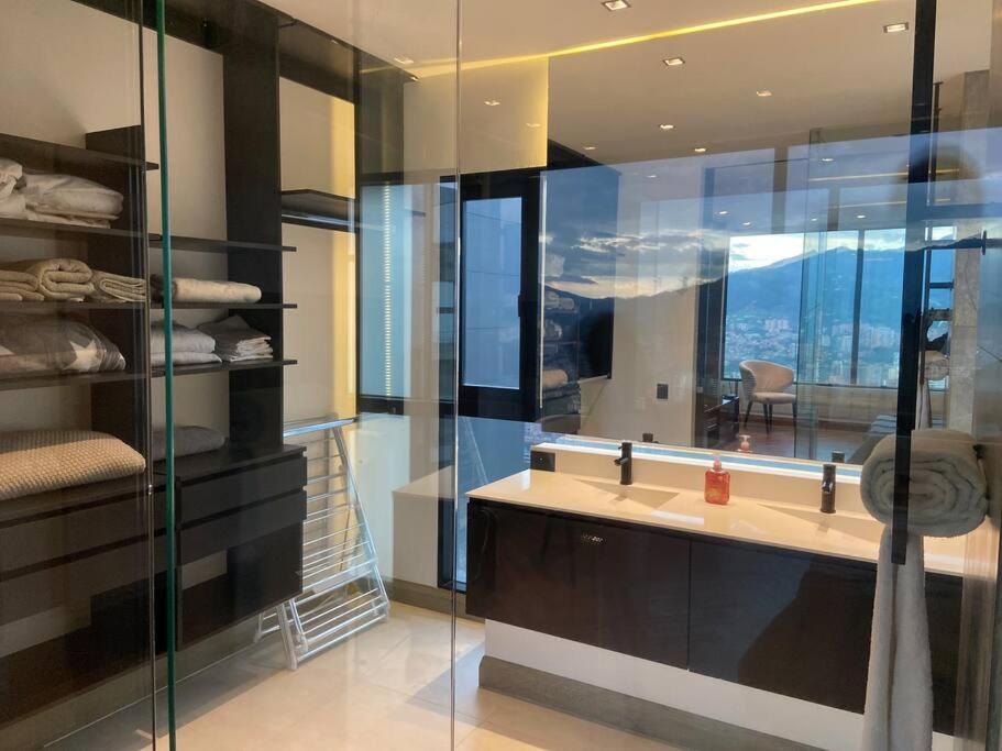 penthouse luxurytravelhome poblado