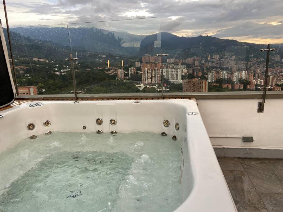 penthouse luxurytravelhome poblado