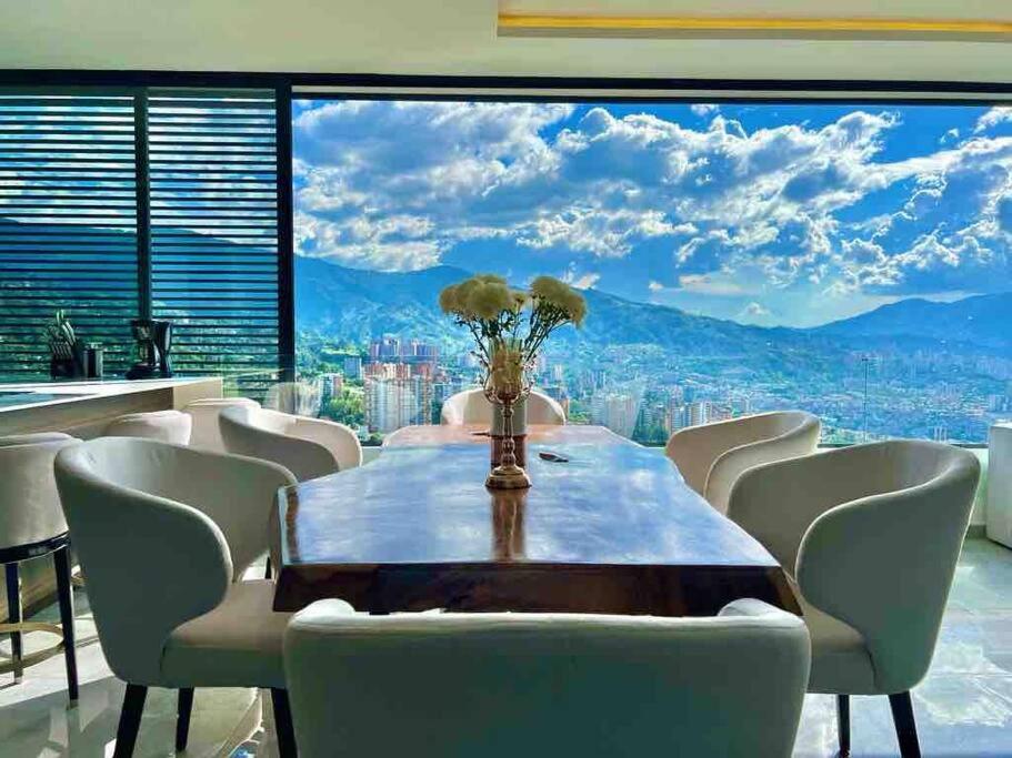 penthouse luxurytravelhome poblado