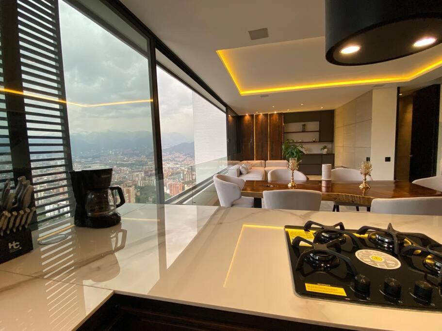 penthouse luxurytravelhome poblado