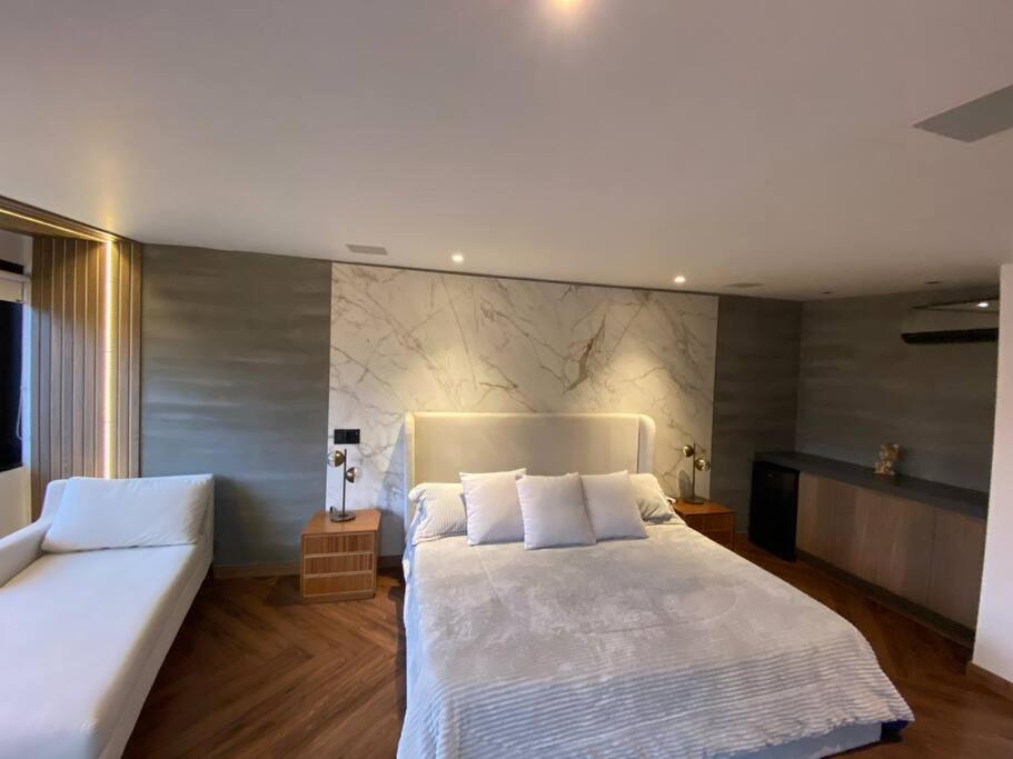 penthouse luxurytravelhome poblado