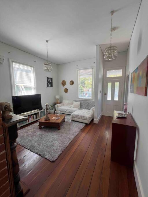 Cosy Home in Heart of Subiaco