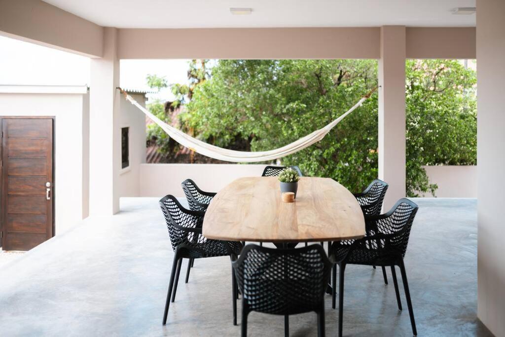 VILLA Arte - just minutes from Mambo & Pietermaai