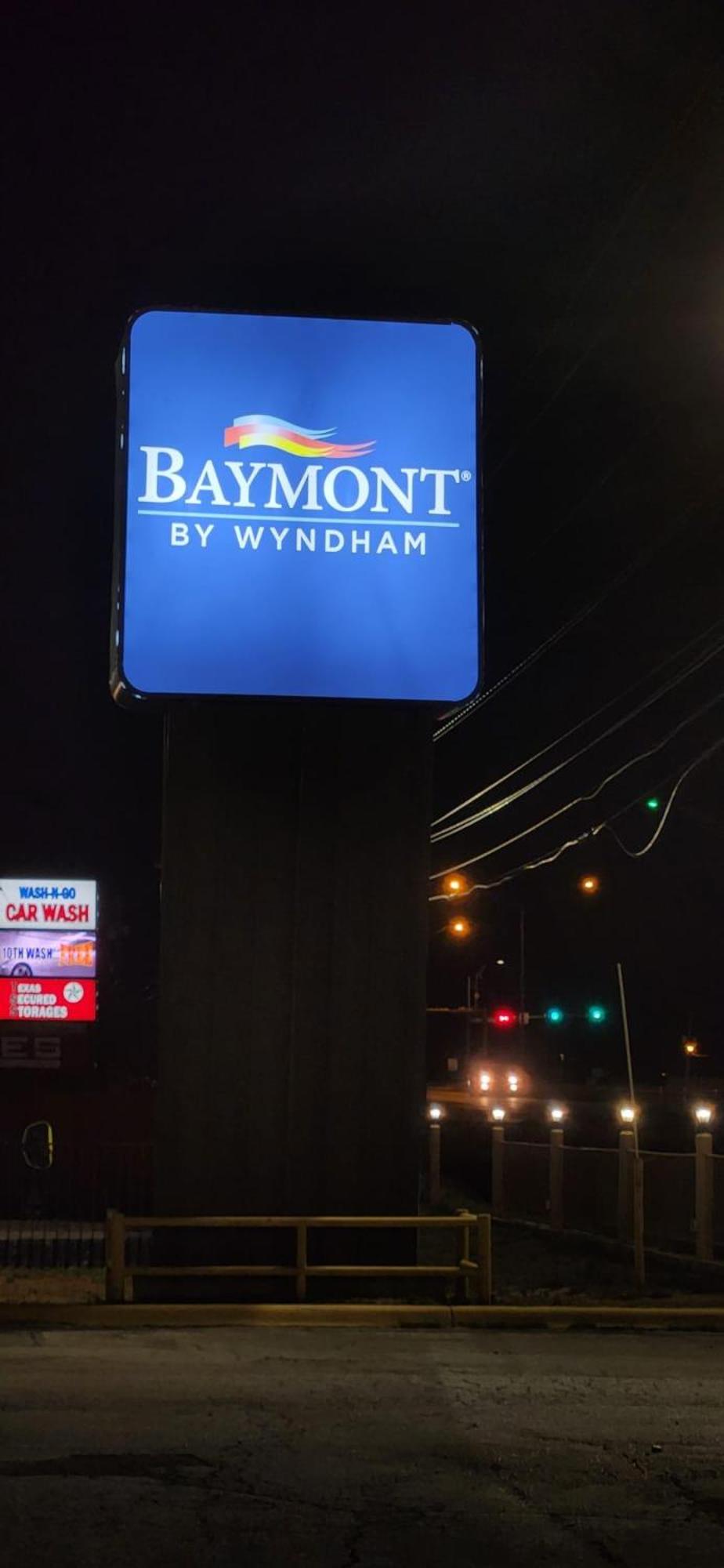 Del Rio Vacations - Baymont by Wyndham Del Rio - Property Image 4