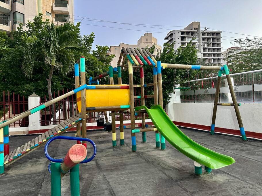 Acogedor apartamento Rodadero Santa Marta con vista al Lago