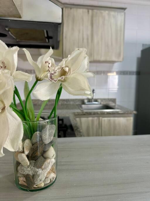 Acogedor apartamento Rodadero Santa Marta con vista al Lago