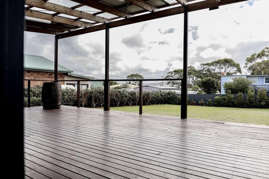 Georges Bay Bungalow - Home
