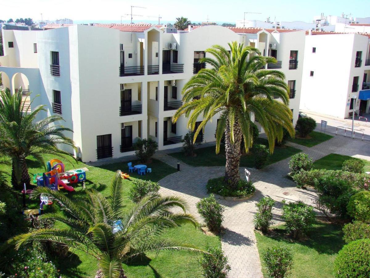 Pool & Beach Two Balconies Alvor Holiday Club view 4