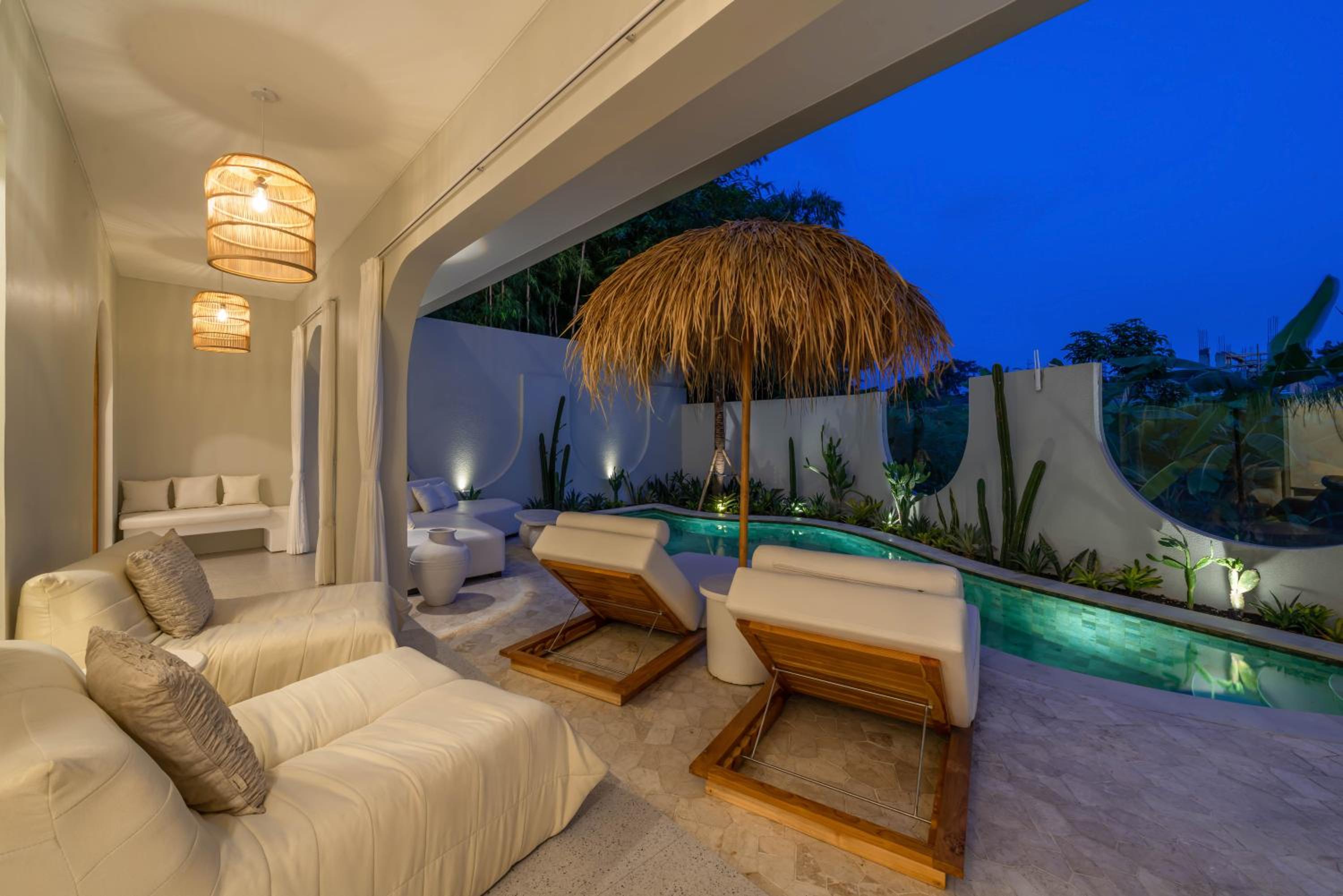 Villa Hawk - Aesthetically Pleasing 4BR Villa In Central Canggu view 2