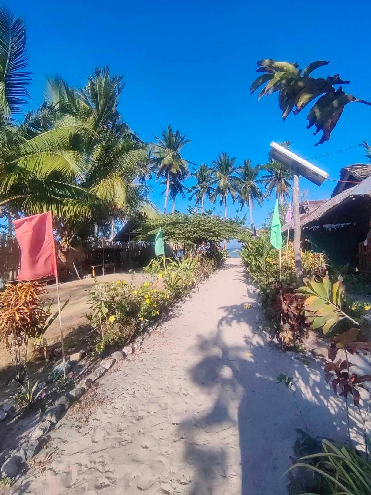 Buluang Native Beach Resort ( With free use of Motorbike) view 3