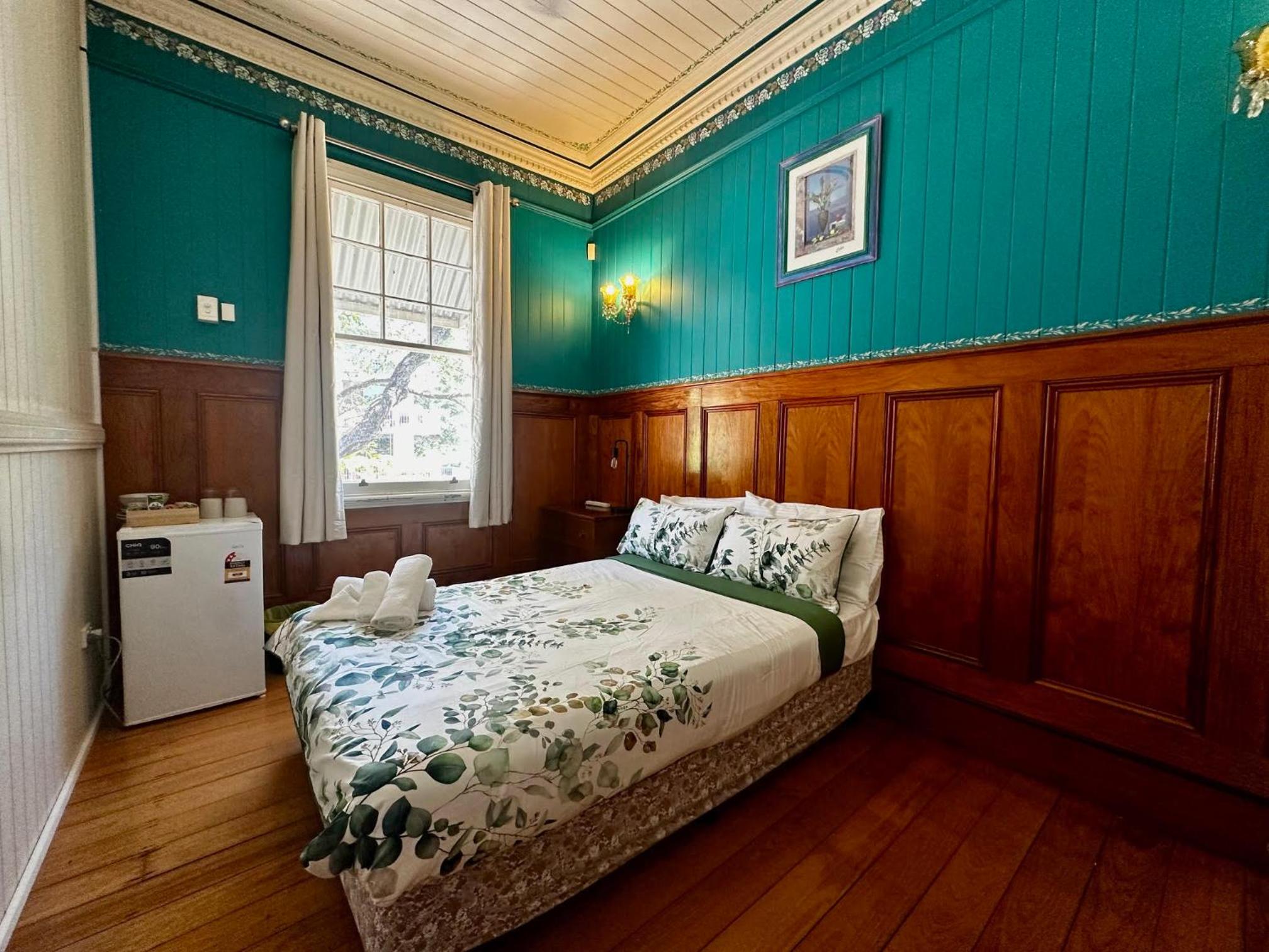 Minto Accommodation Brisbane