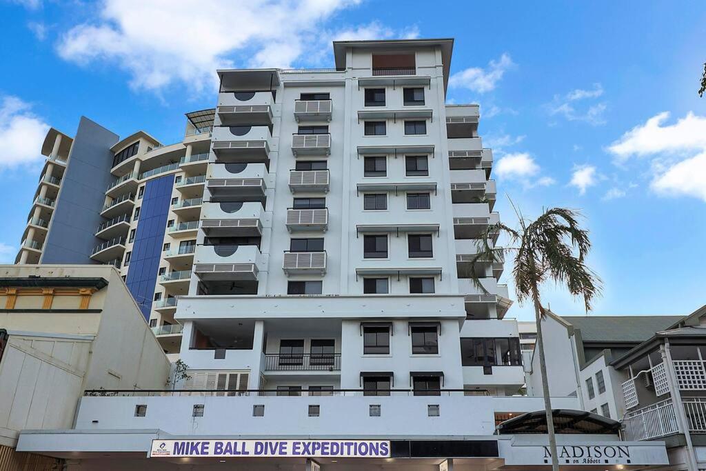 Hotel An abode on Abbott - In the heart of the city - Image 1