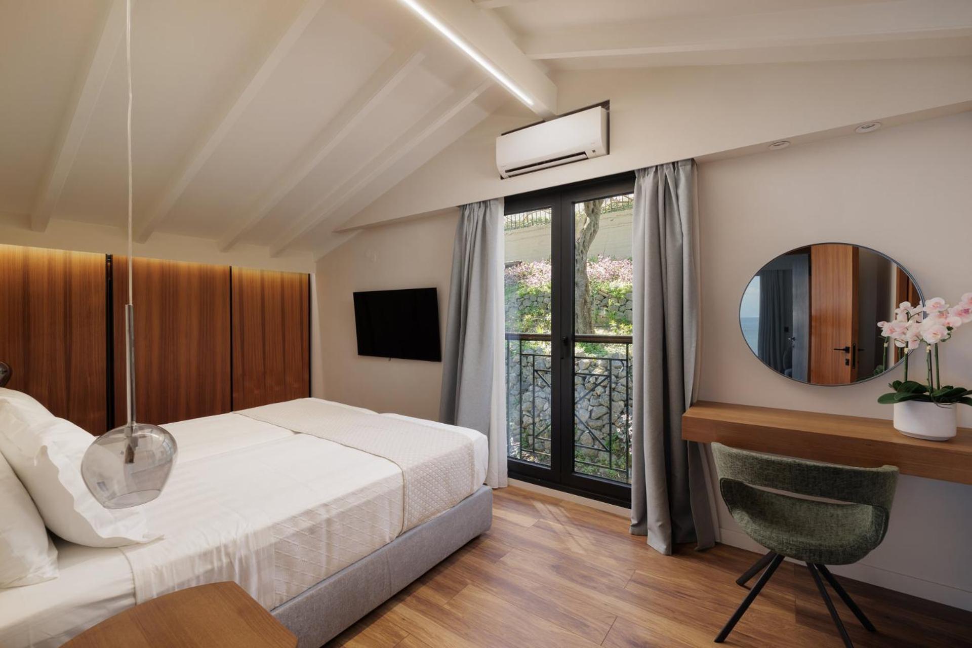 Nisos Villa Emerald