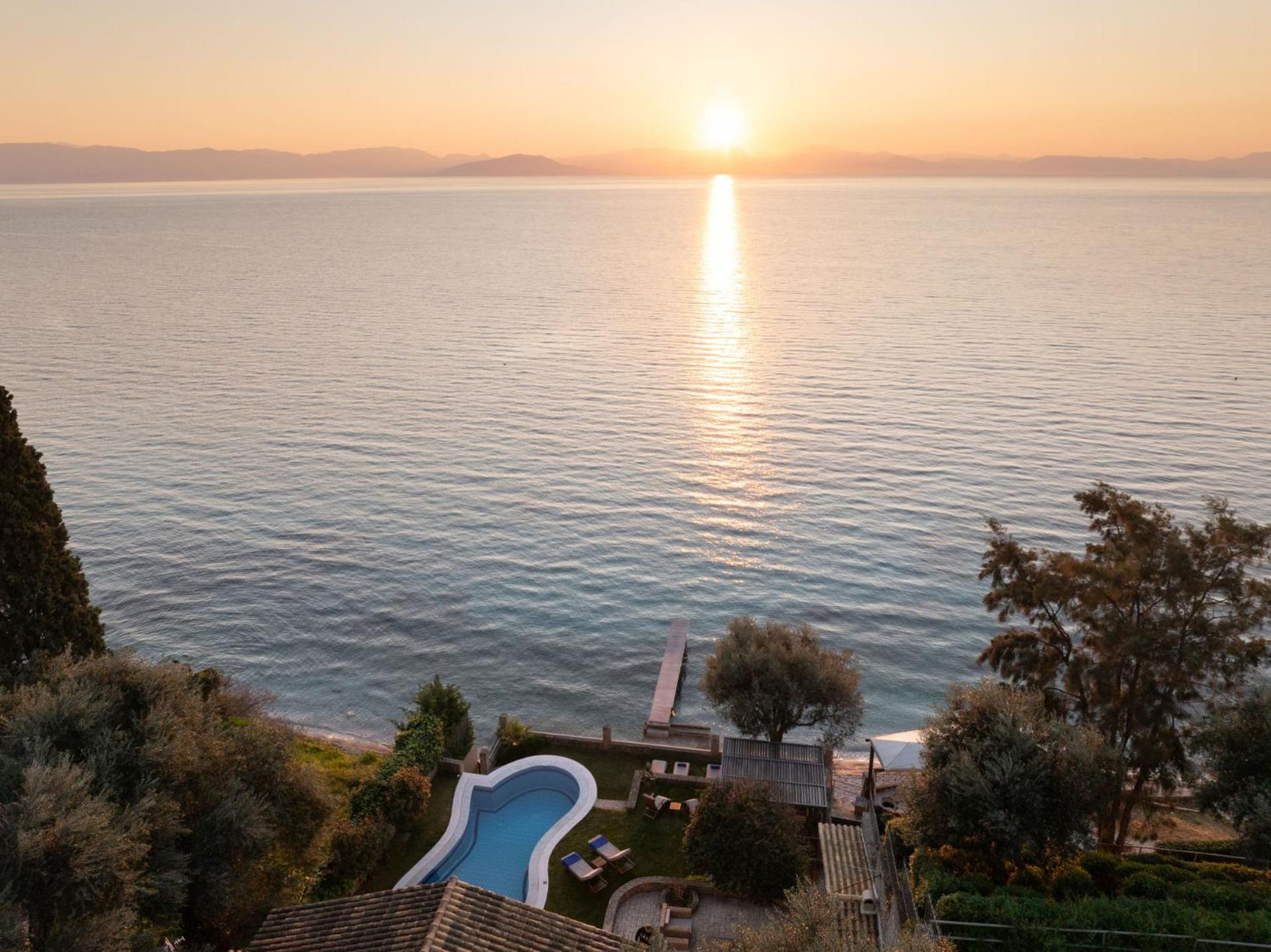 Nisos Villa Emerald