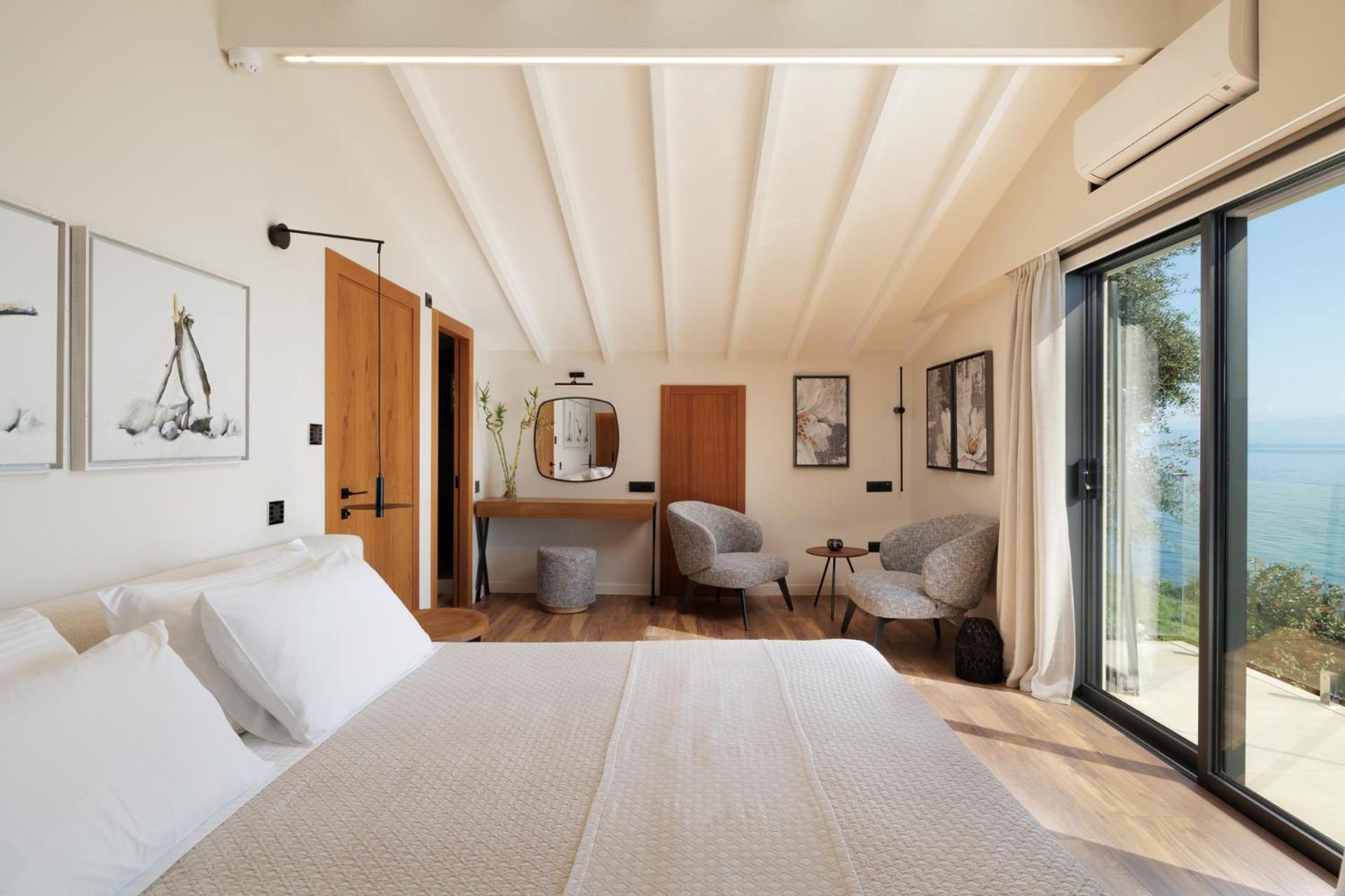 Nisos Villa Emerald