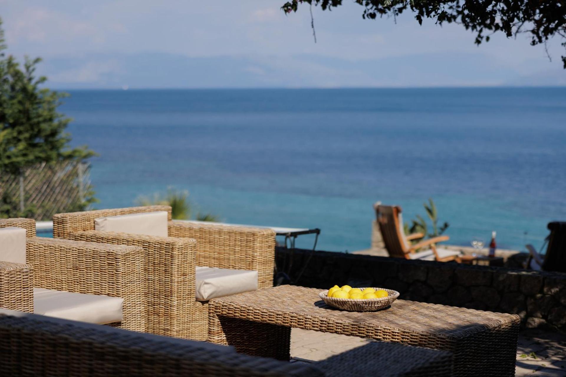 Nisos Villa Emerald