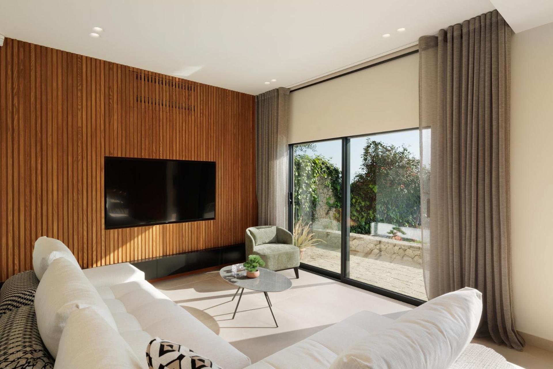 Nisos Villa Emerald