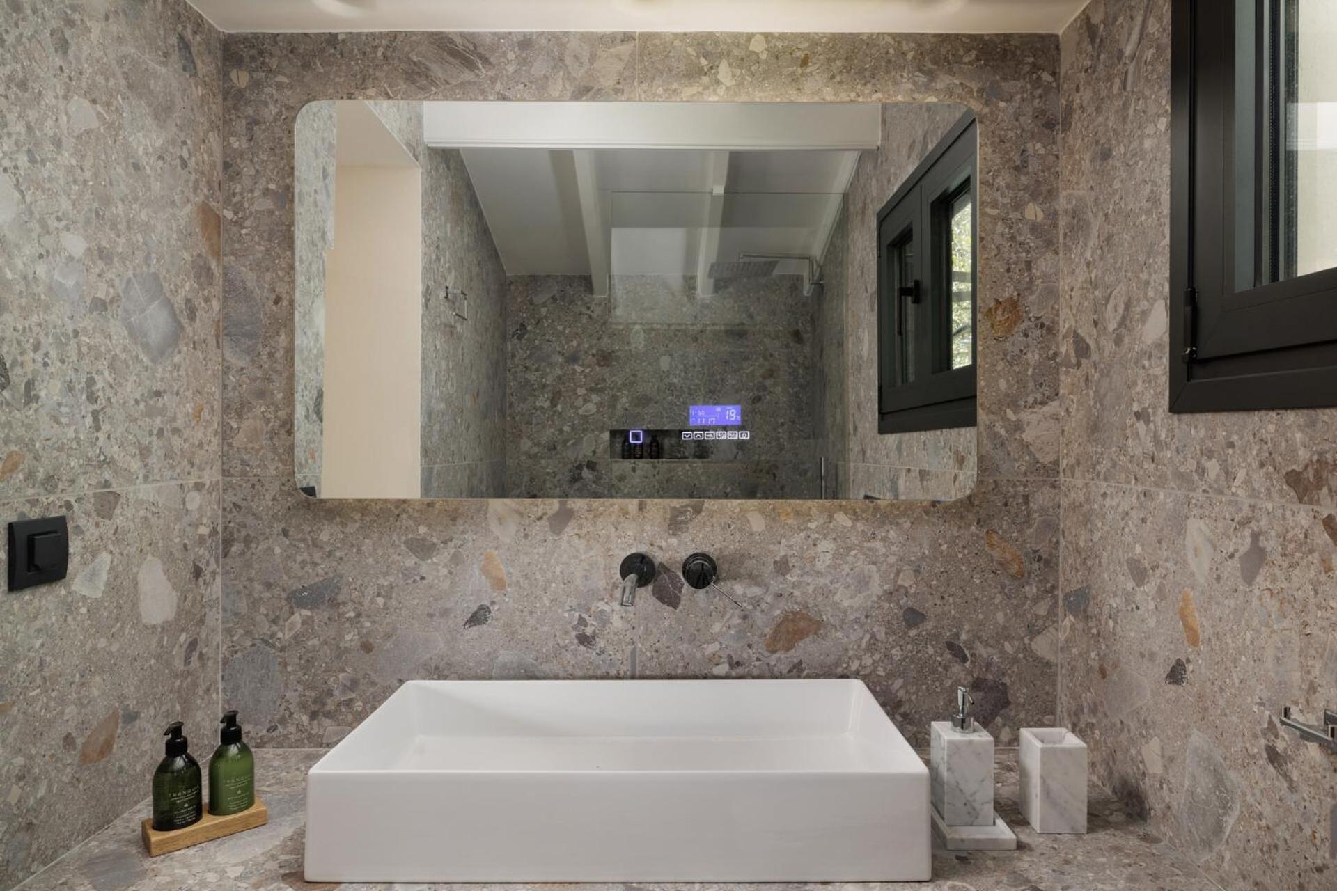Nisos Villa Emerald