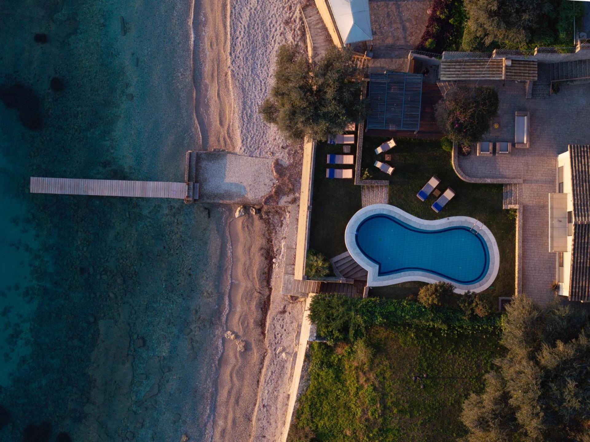 Nisos Villa Emerald