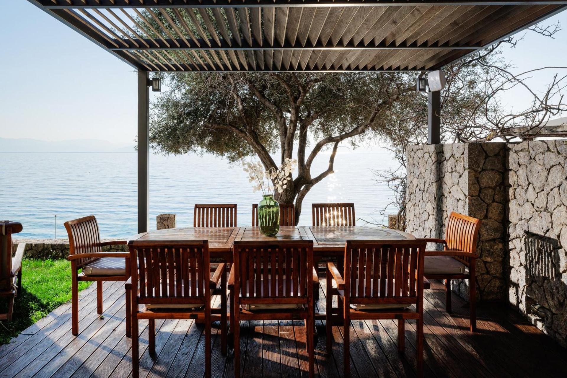 Nisos Villa Emerald
