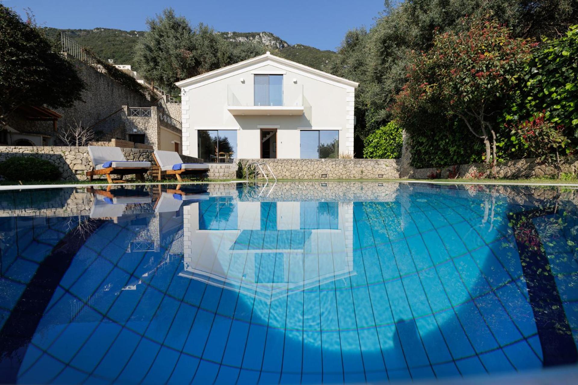 Nisos Villa Emerald