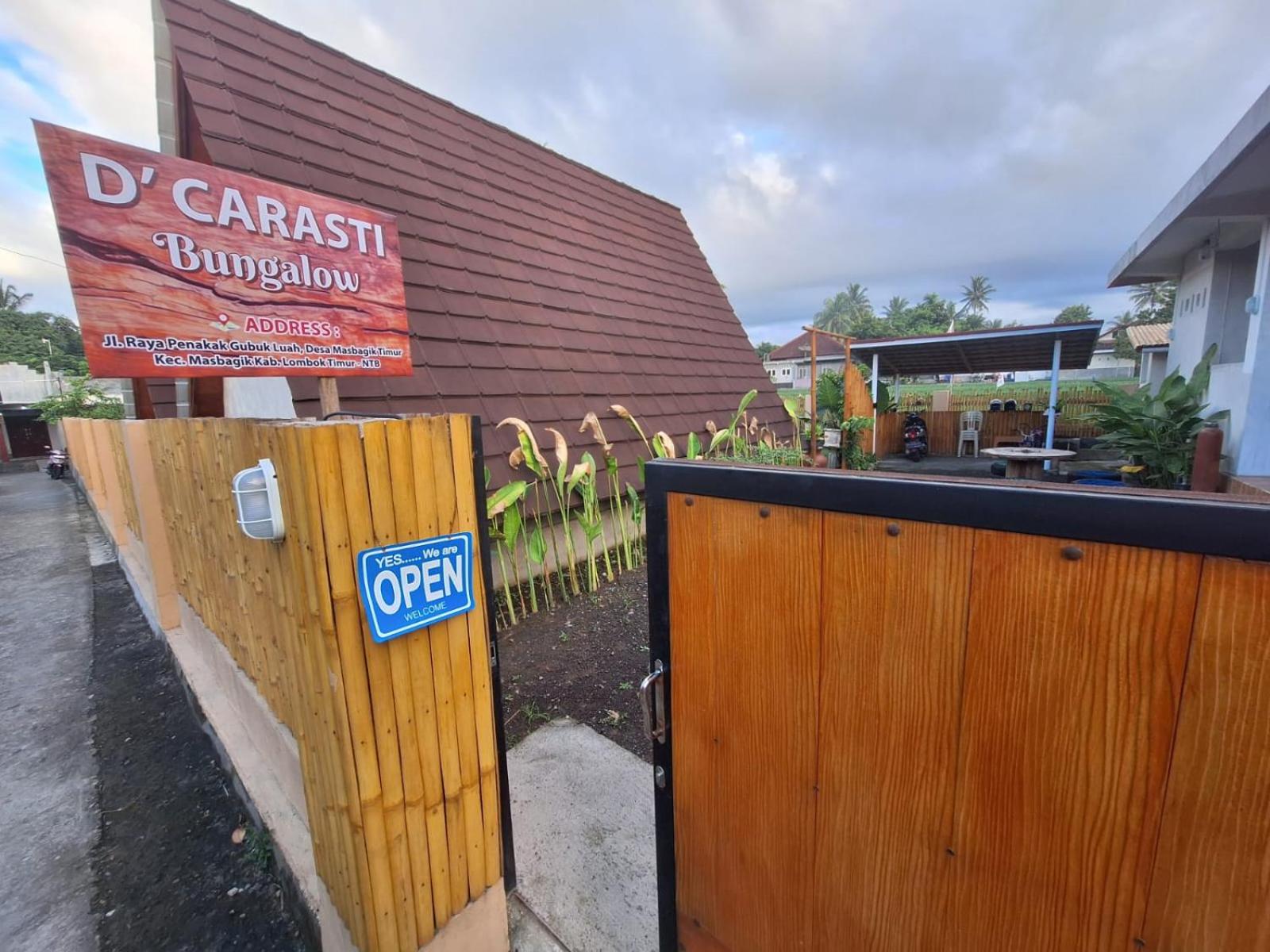 Carasti Bungalows