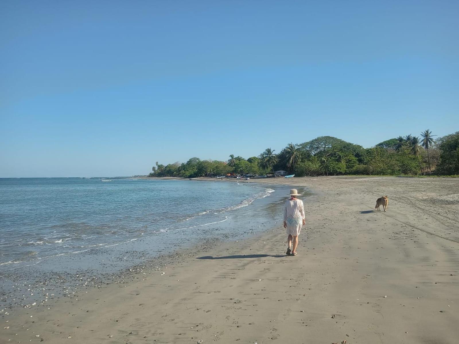 Casa Lagarto Beachfront