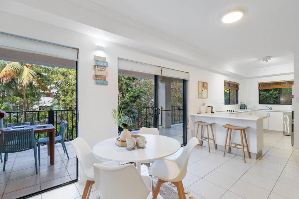 Unparalleled Upward Street Apartment-Close To City