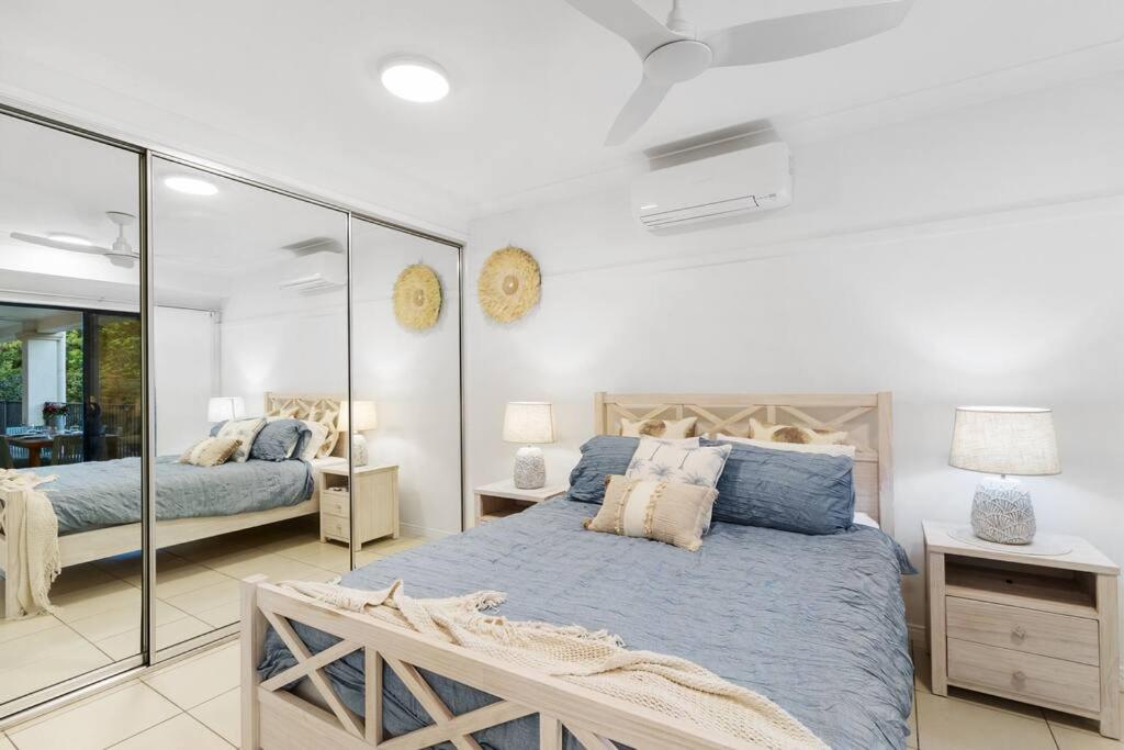 Unparalleled Upward Street Apartment-Close To City