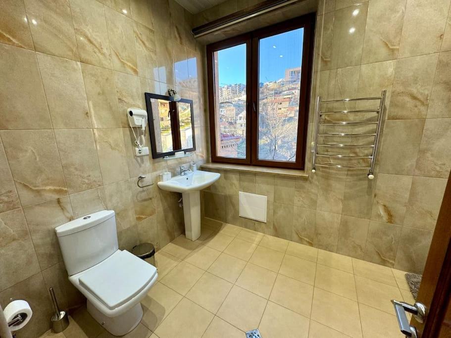 TOUCH THE SKY Apartment