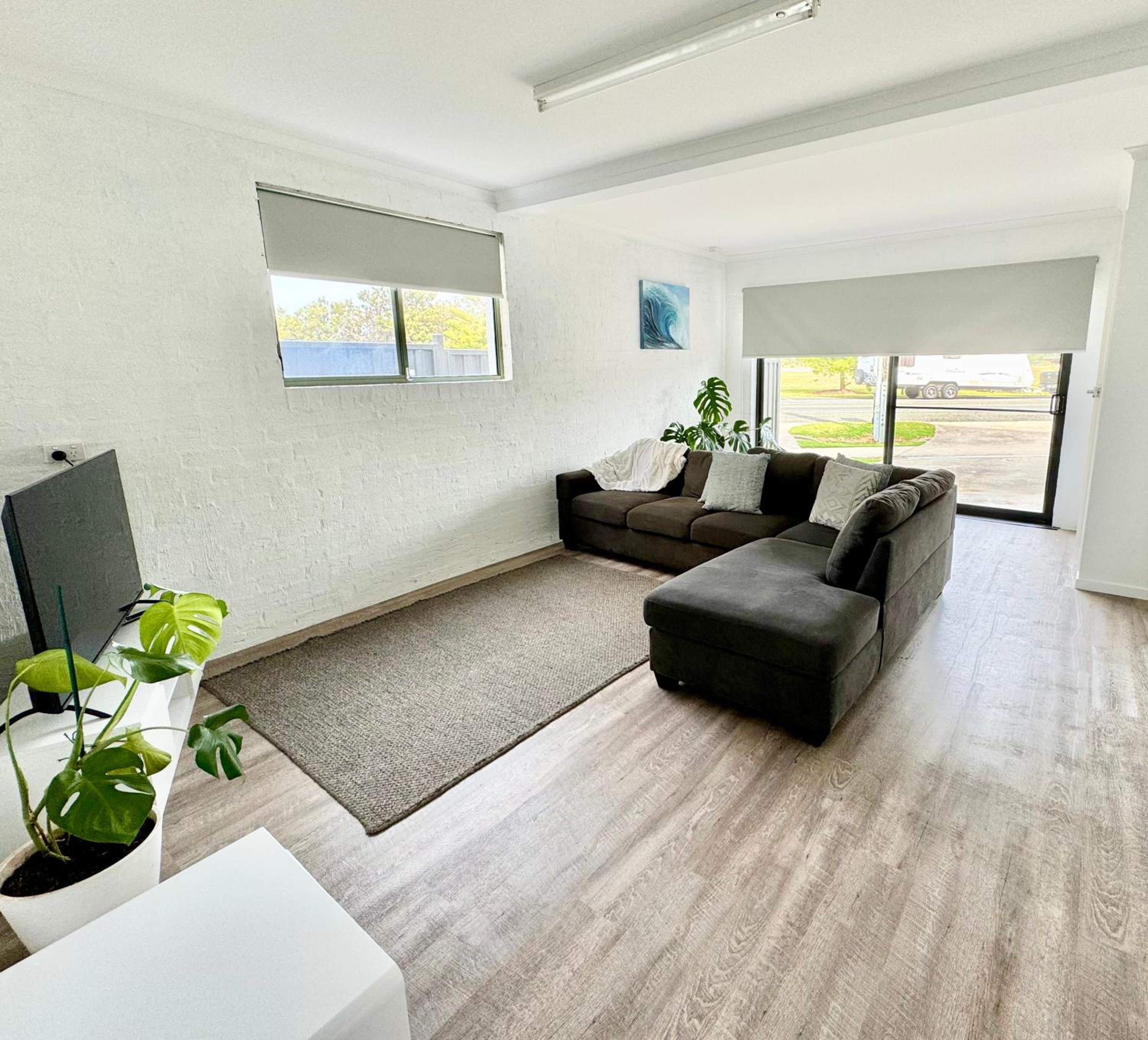 Driftwood Townhouse - Waterfront-Central Location