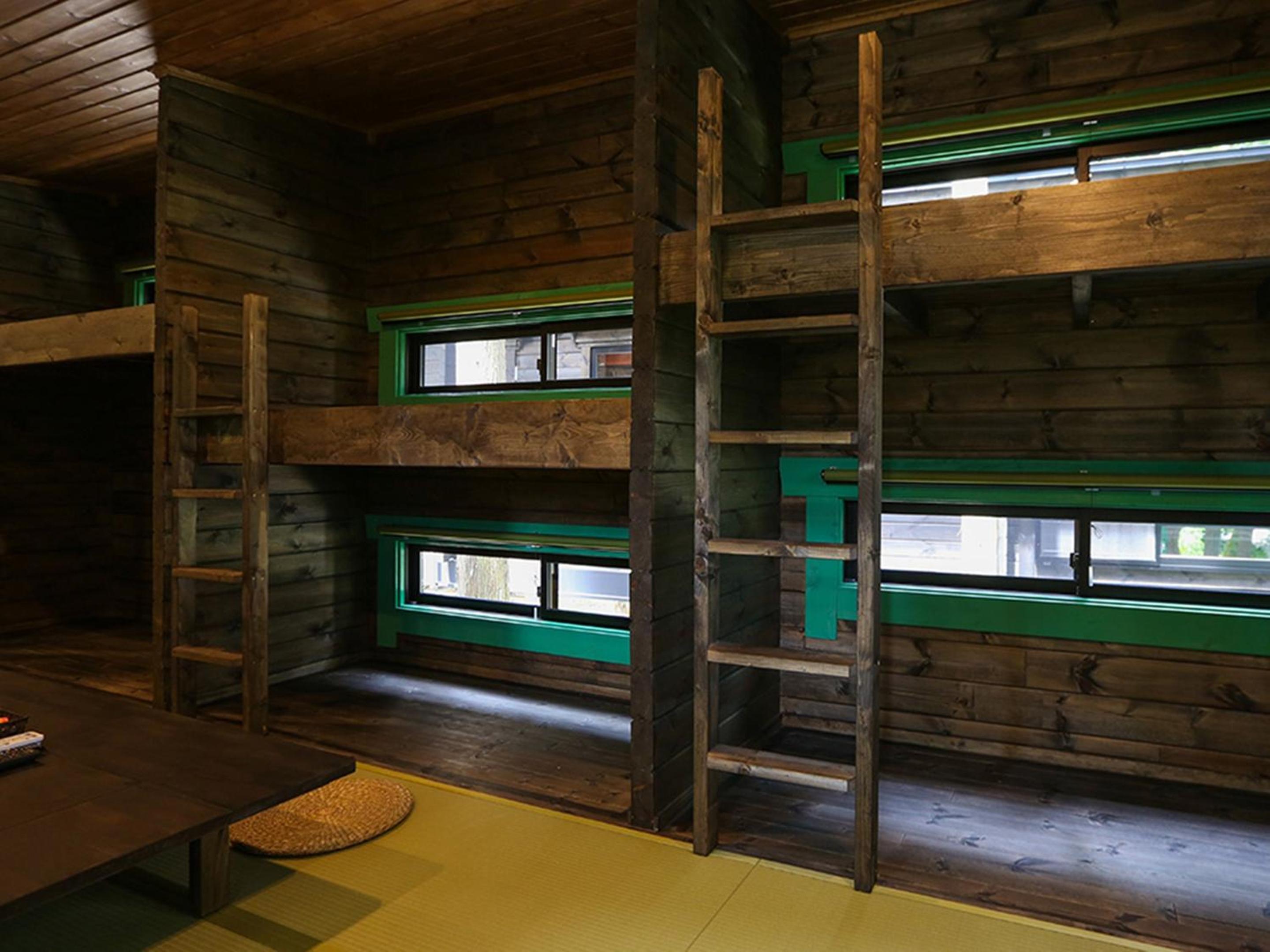 Japanese Cottage Nagomiya seseragi view 3