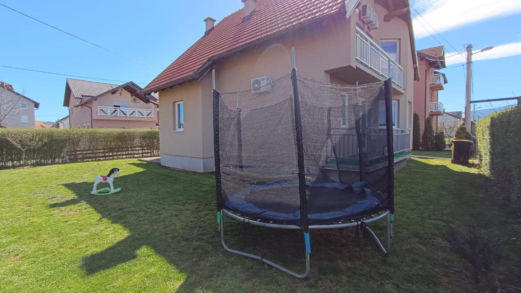 Guest House Green Field