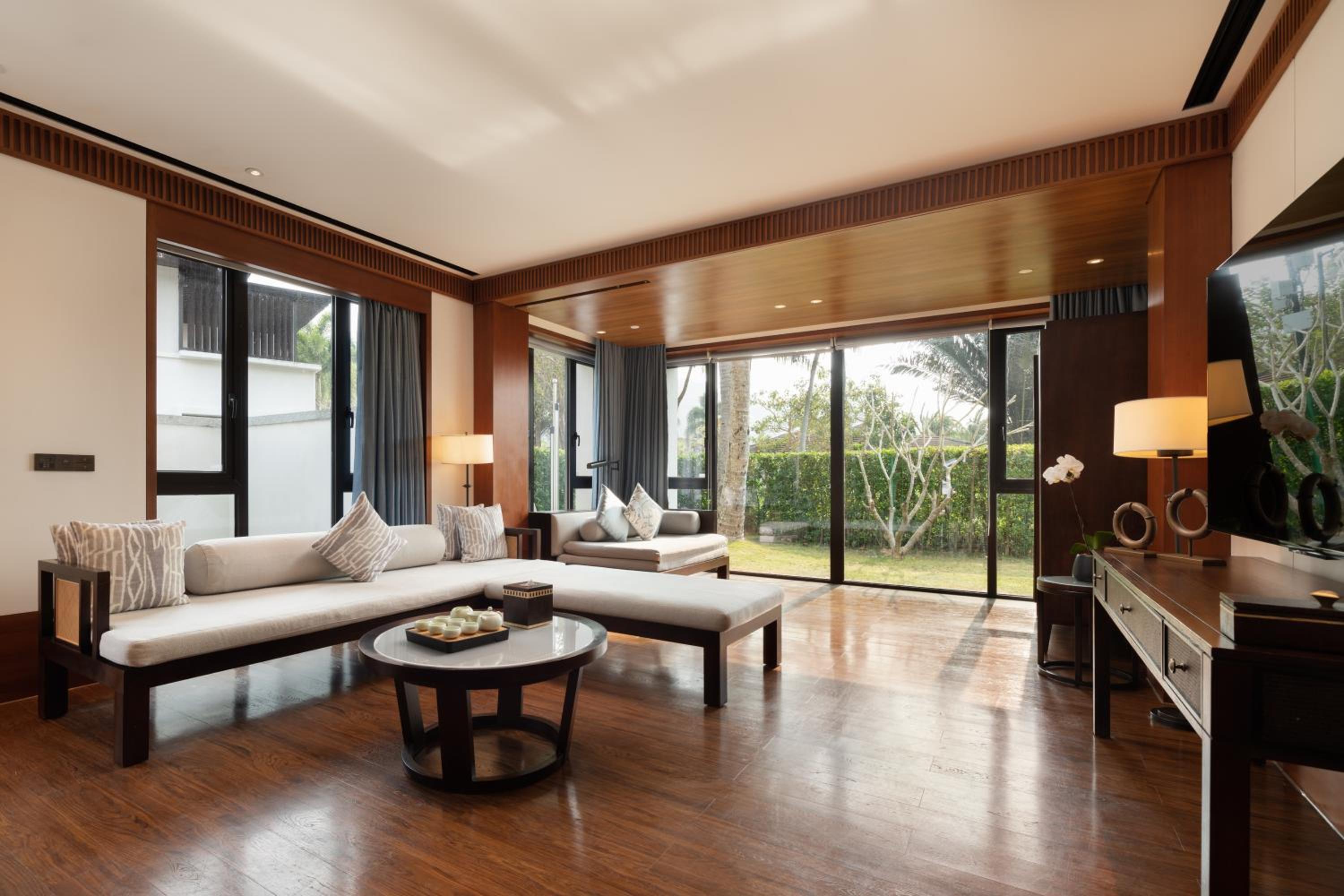 Le Méridien Shimei Bay Beach Resort & Spa