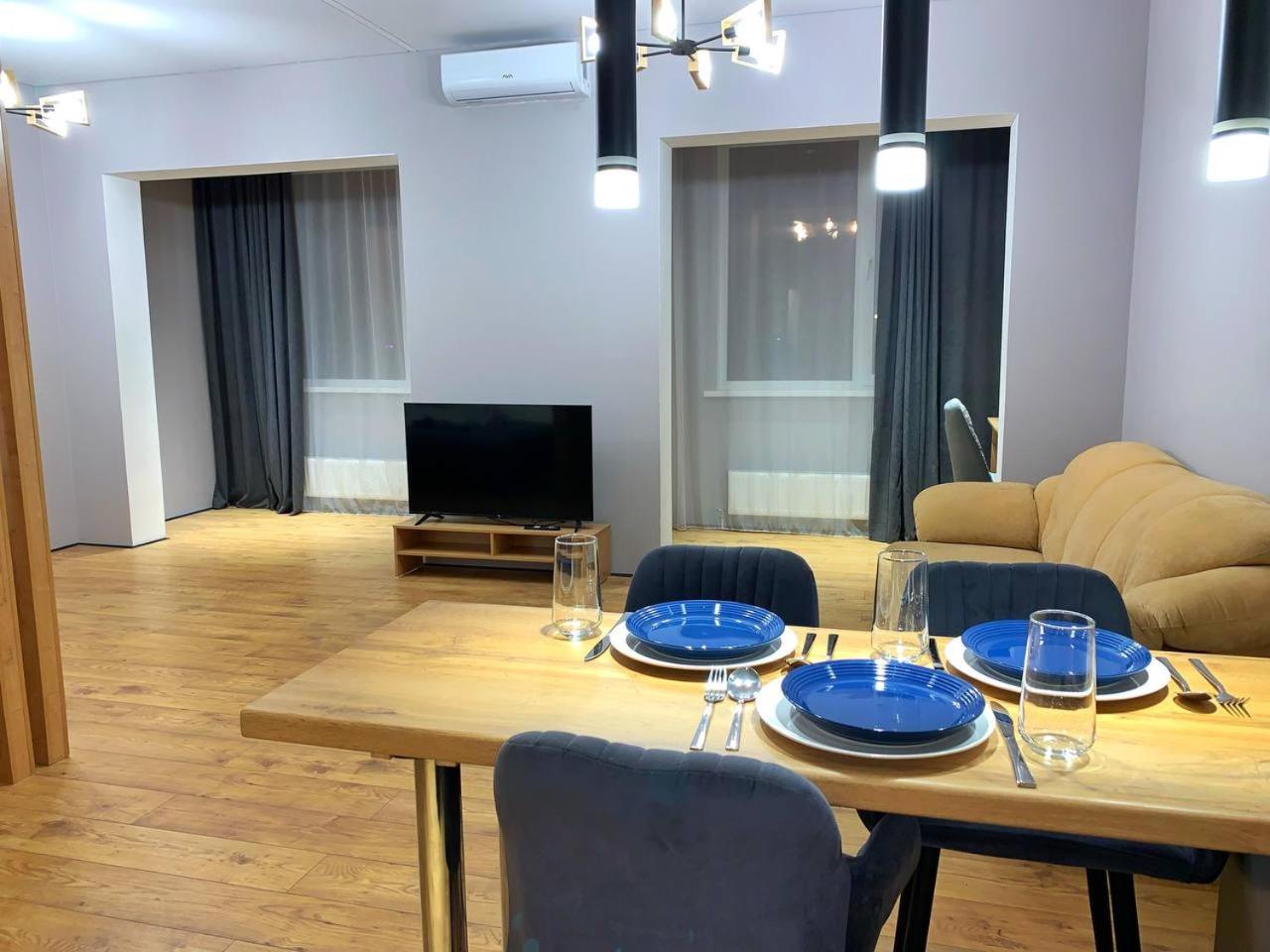 Rich Apartments