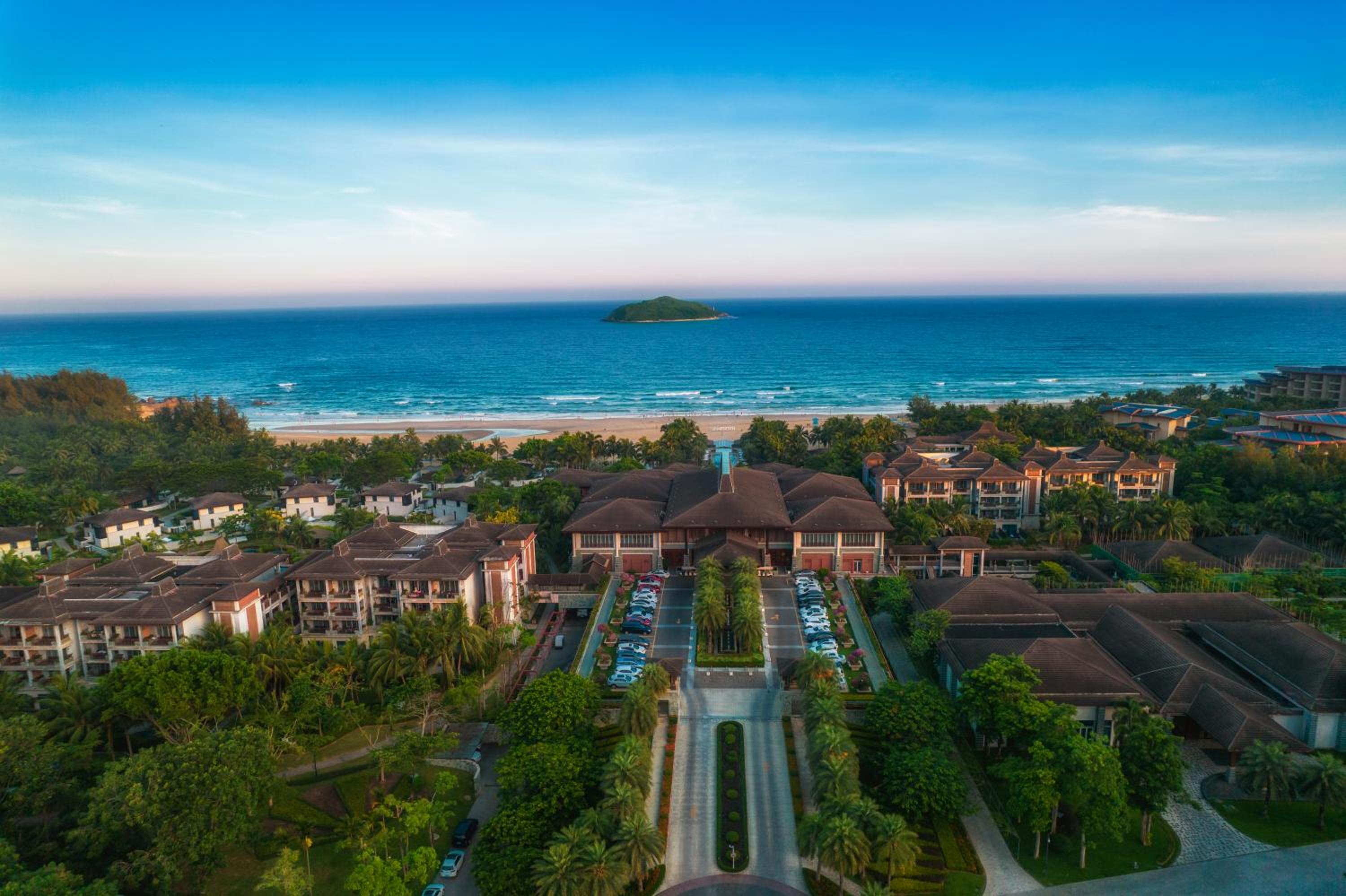 Le Méridien Shimei Bay Beach Resort & Spa