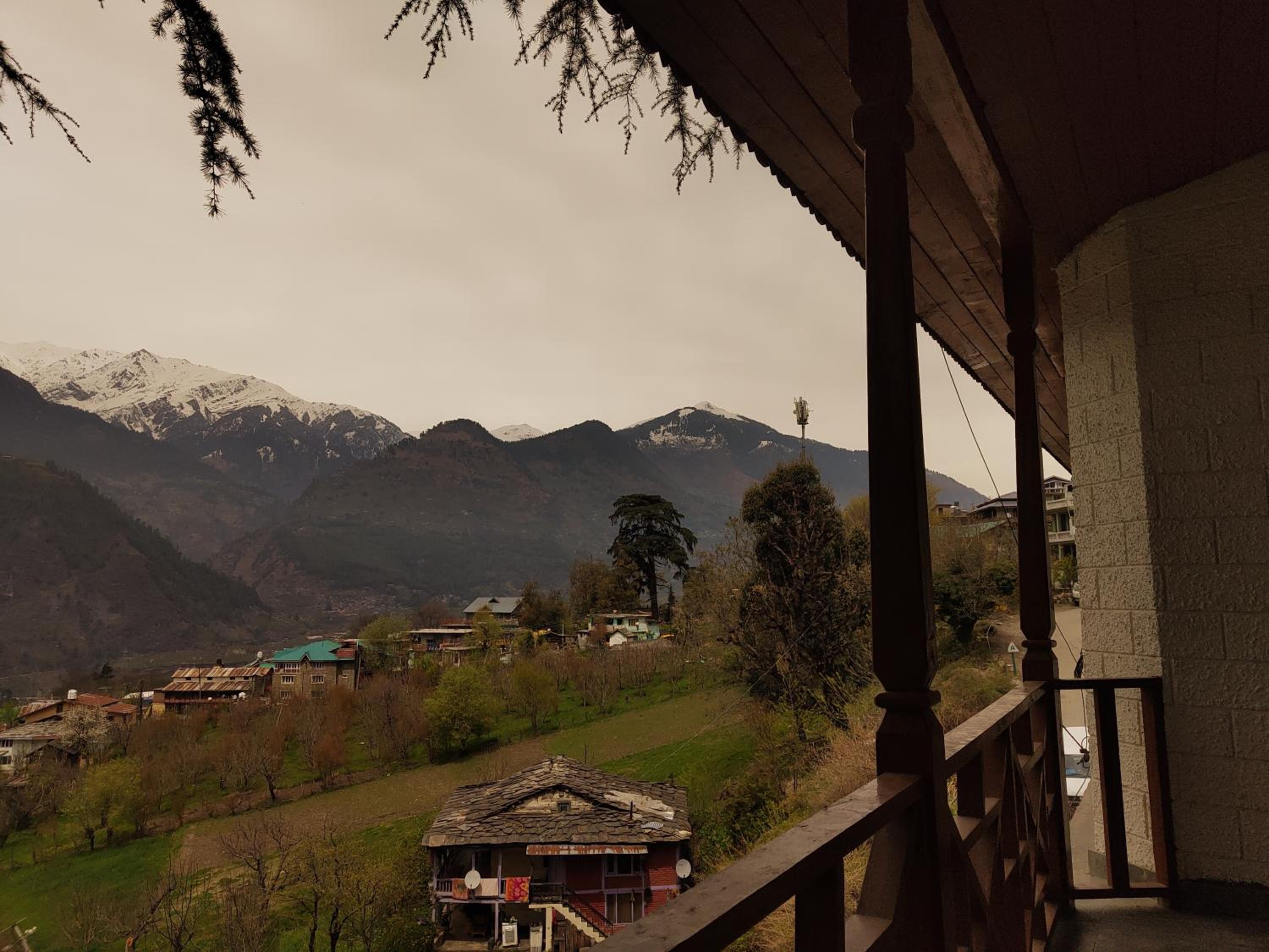 TSUKIMI Homestay, Naggar, Manali