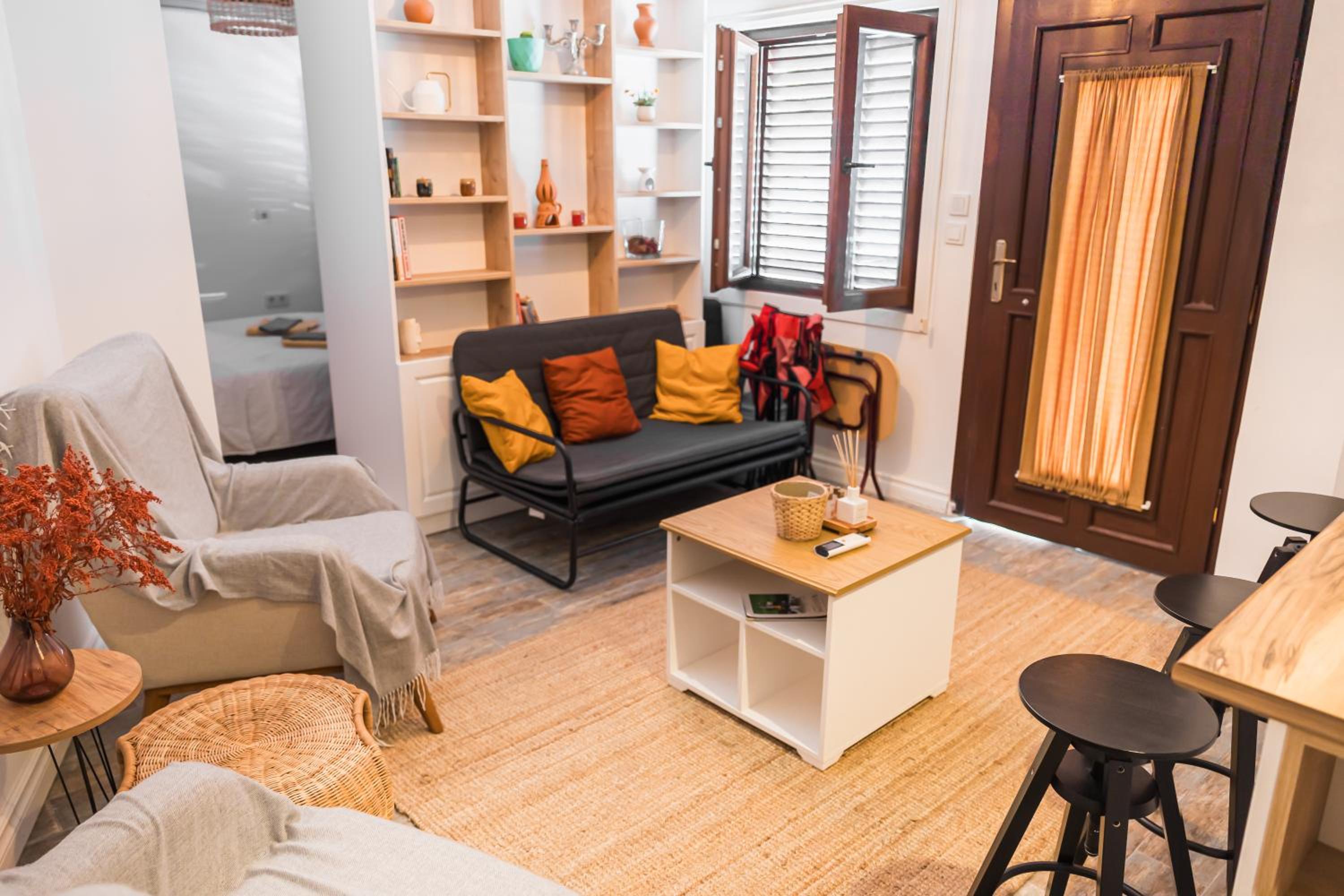 Boho Oldtown Apart and Hostel