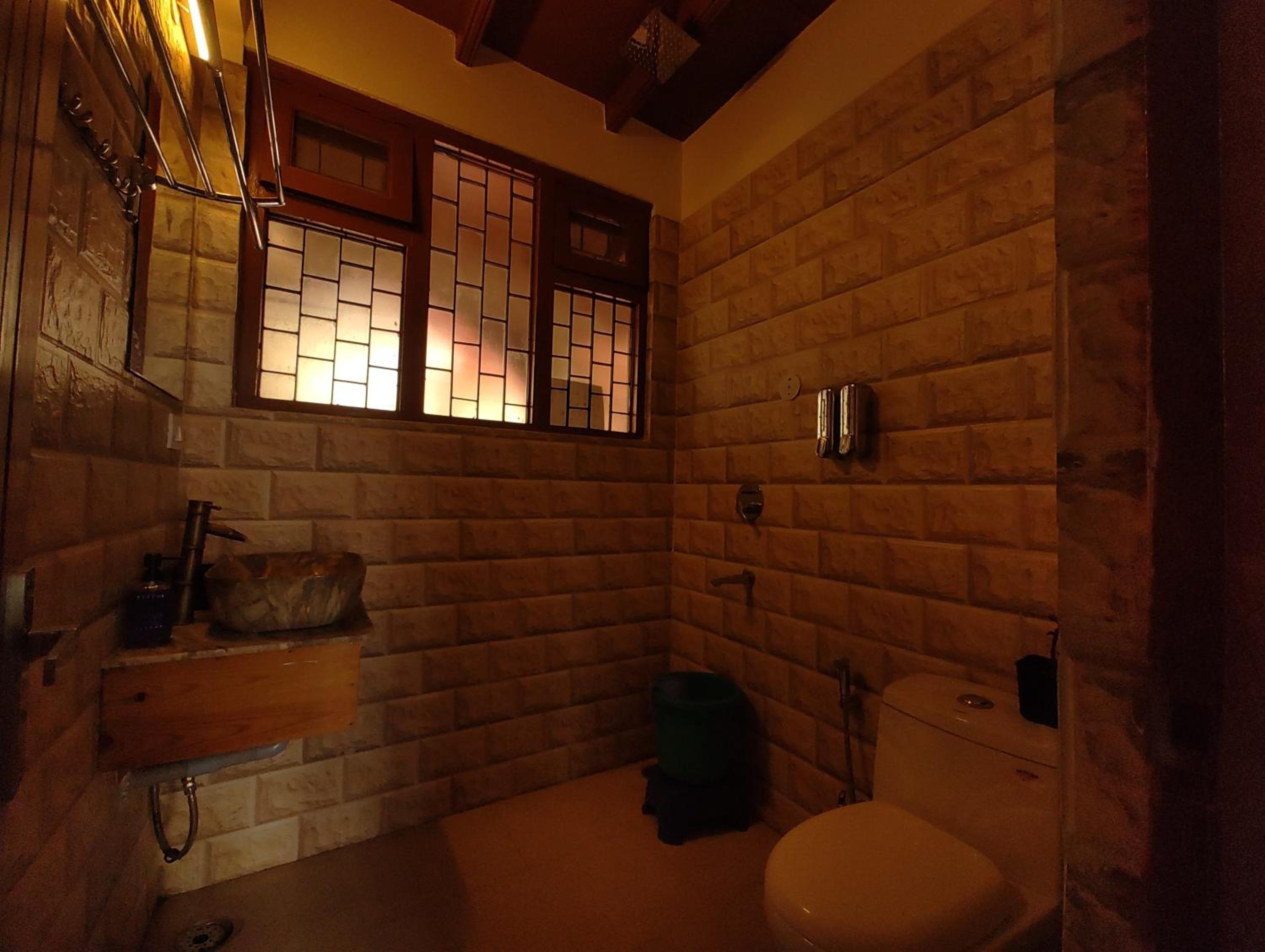 TSUKIMI Homestay, Naggar, Manali