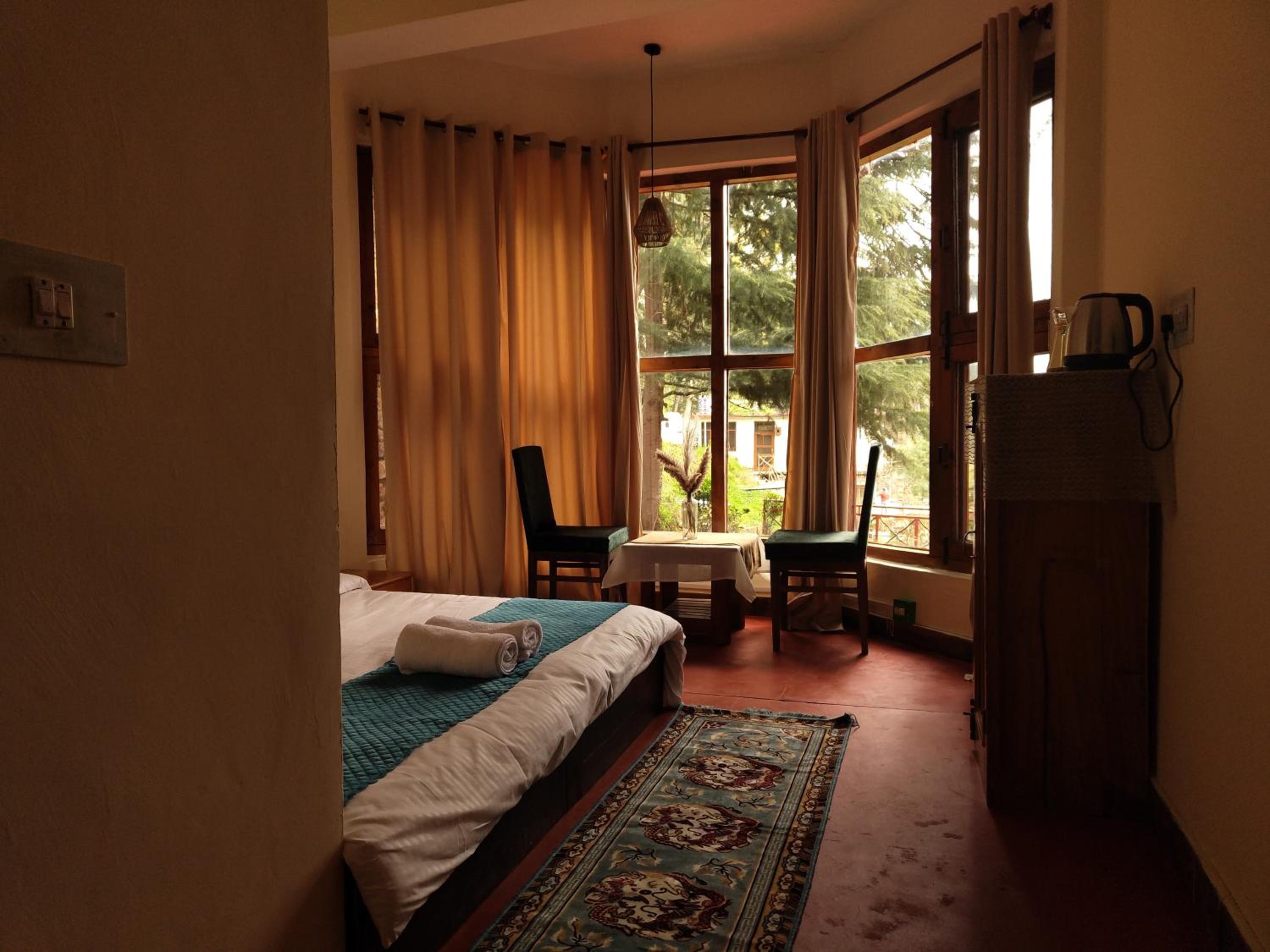 TSUKIMI Homestay, Naggar, Manali