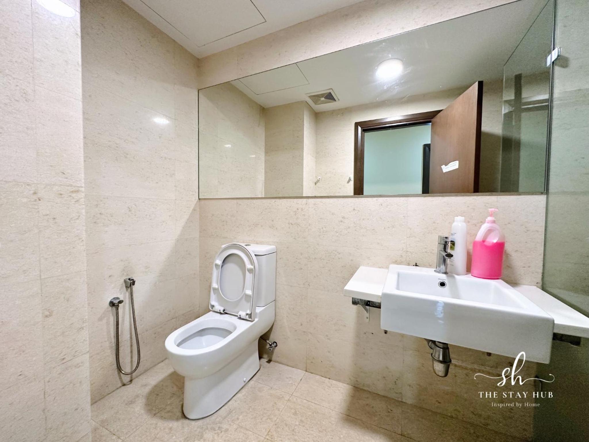 Regalia Residence The Sky Pool Suite