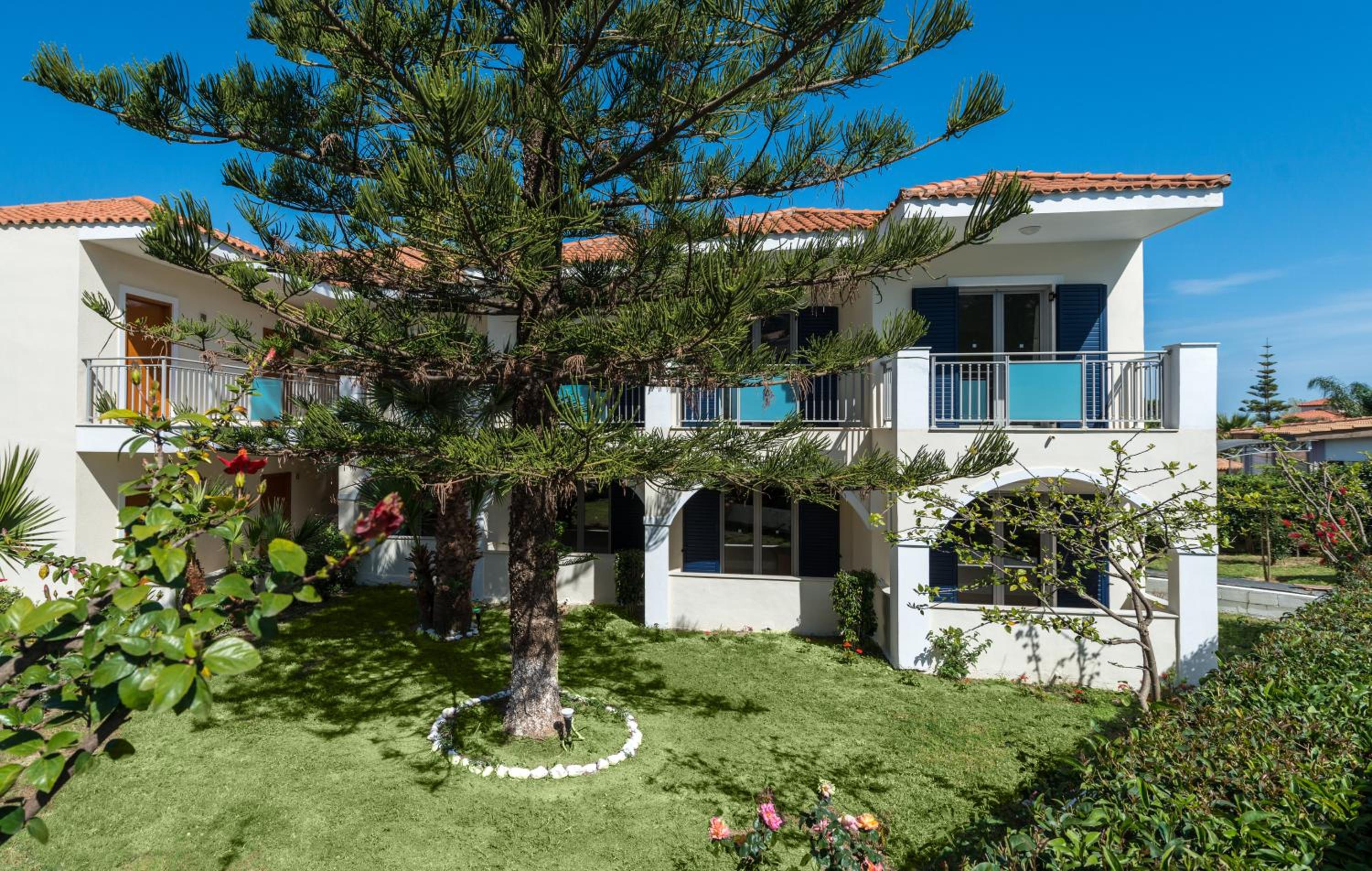 Hotel Contessa Hotel - Image 1