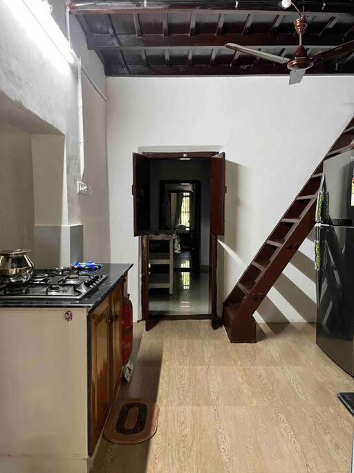 Puthukkeril Heritage Home view 4