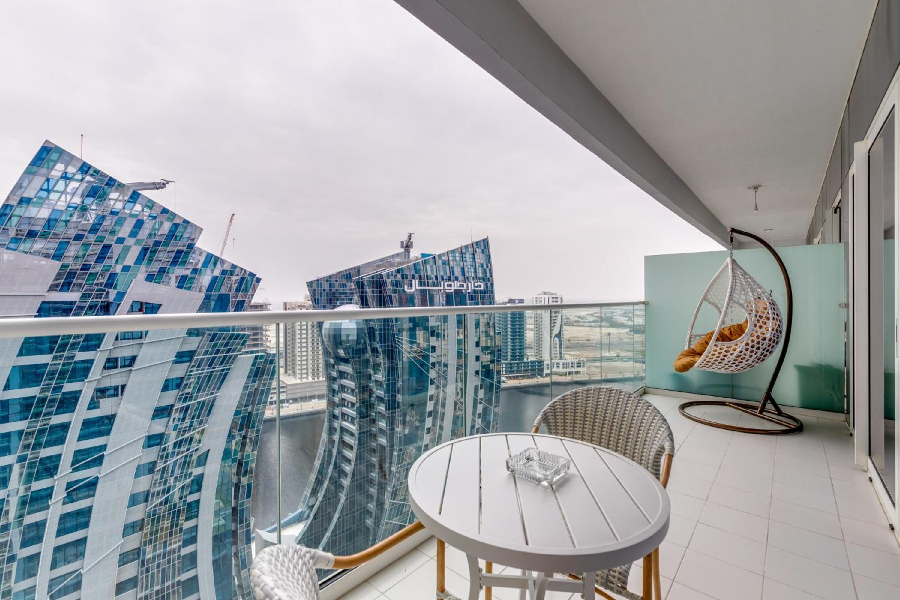 GlobalStay Reva & Vera Residences Business Bay Apartments