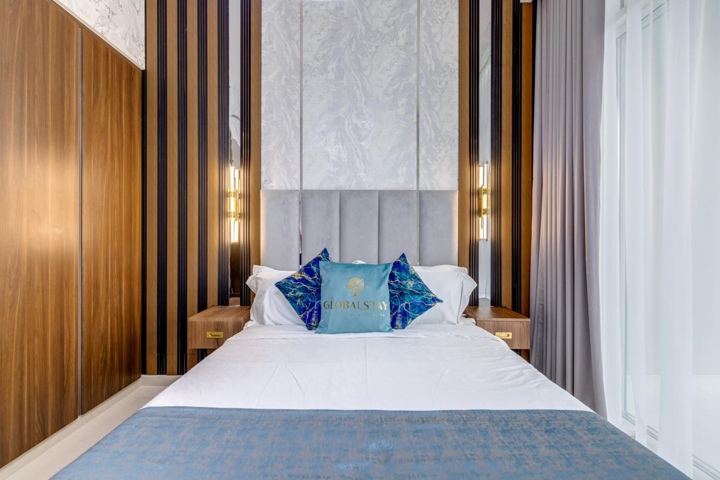 GlobalStay Reva & Vera Residences Business Bay Apartments