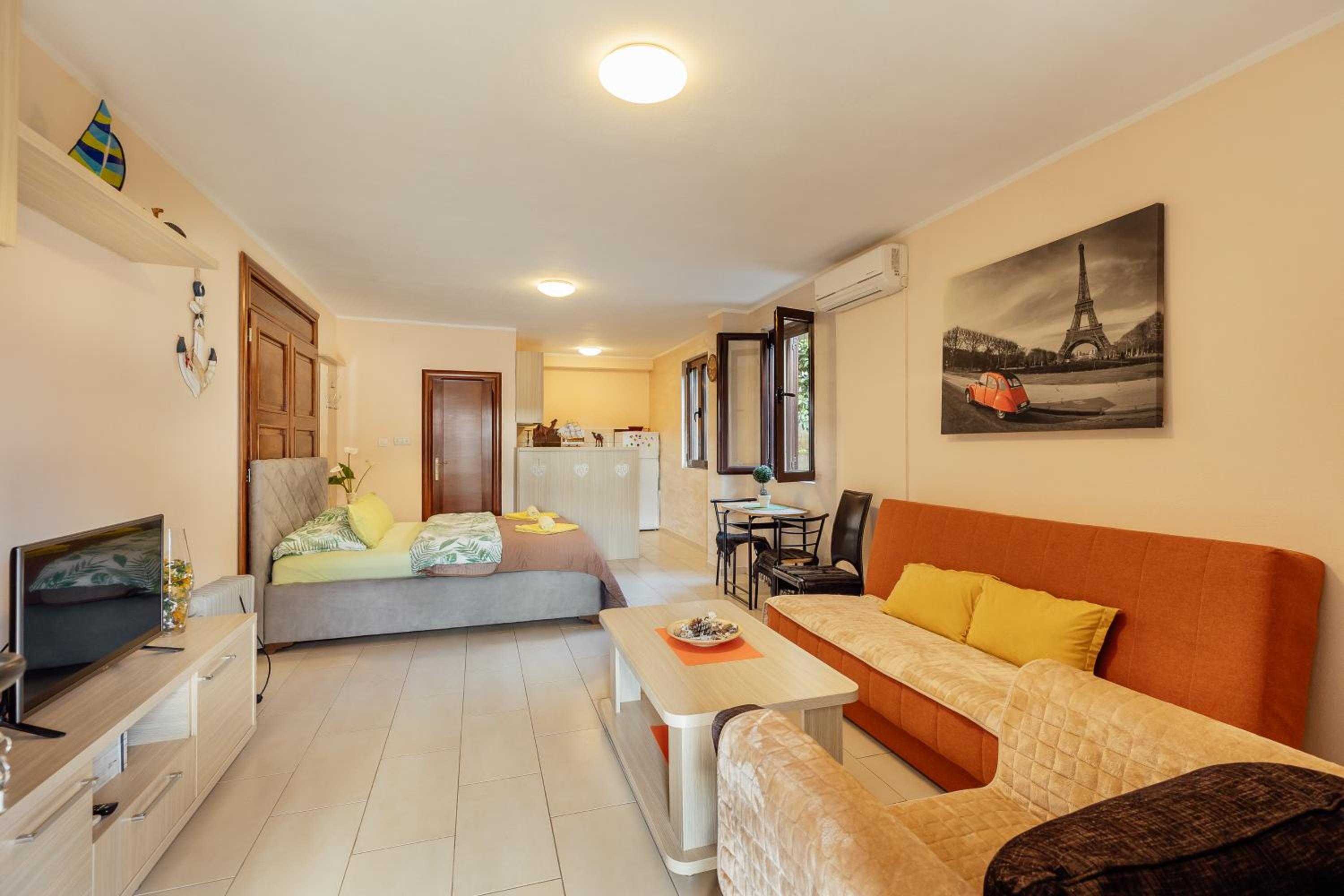 Apartments Kosta