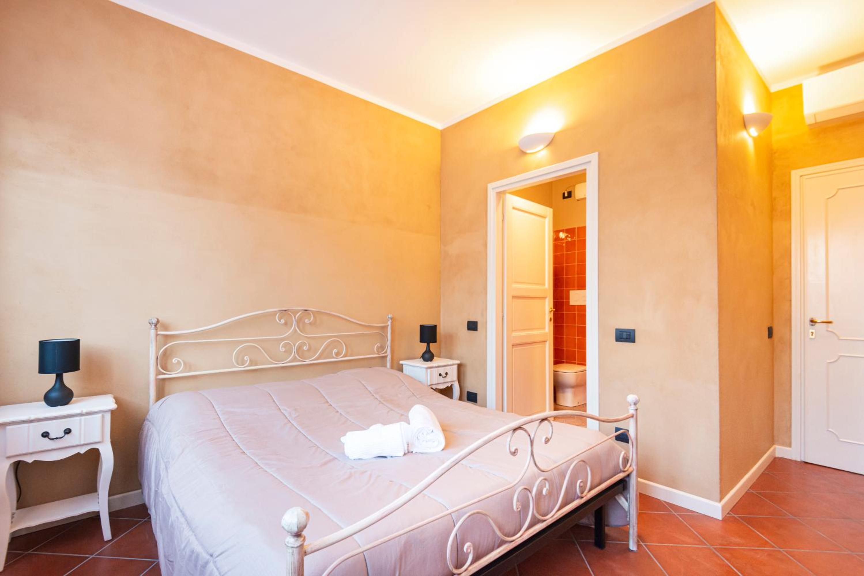 Campagna Cremasca-A/C-Wi Fi-Tasting vini top all view 5