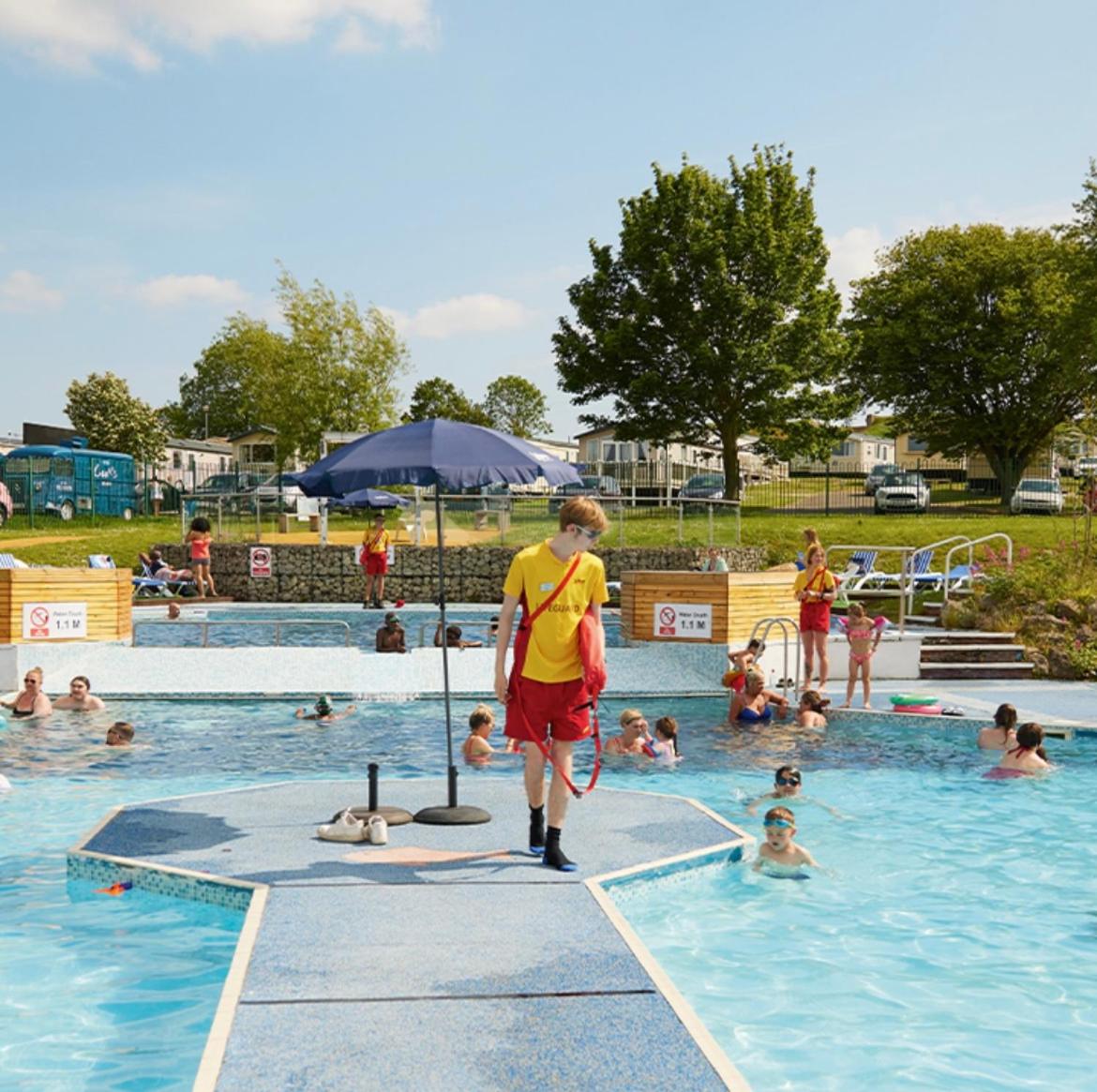 21 Riverview, Allhallows