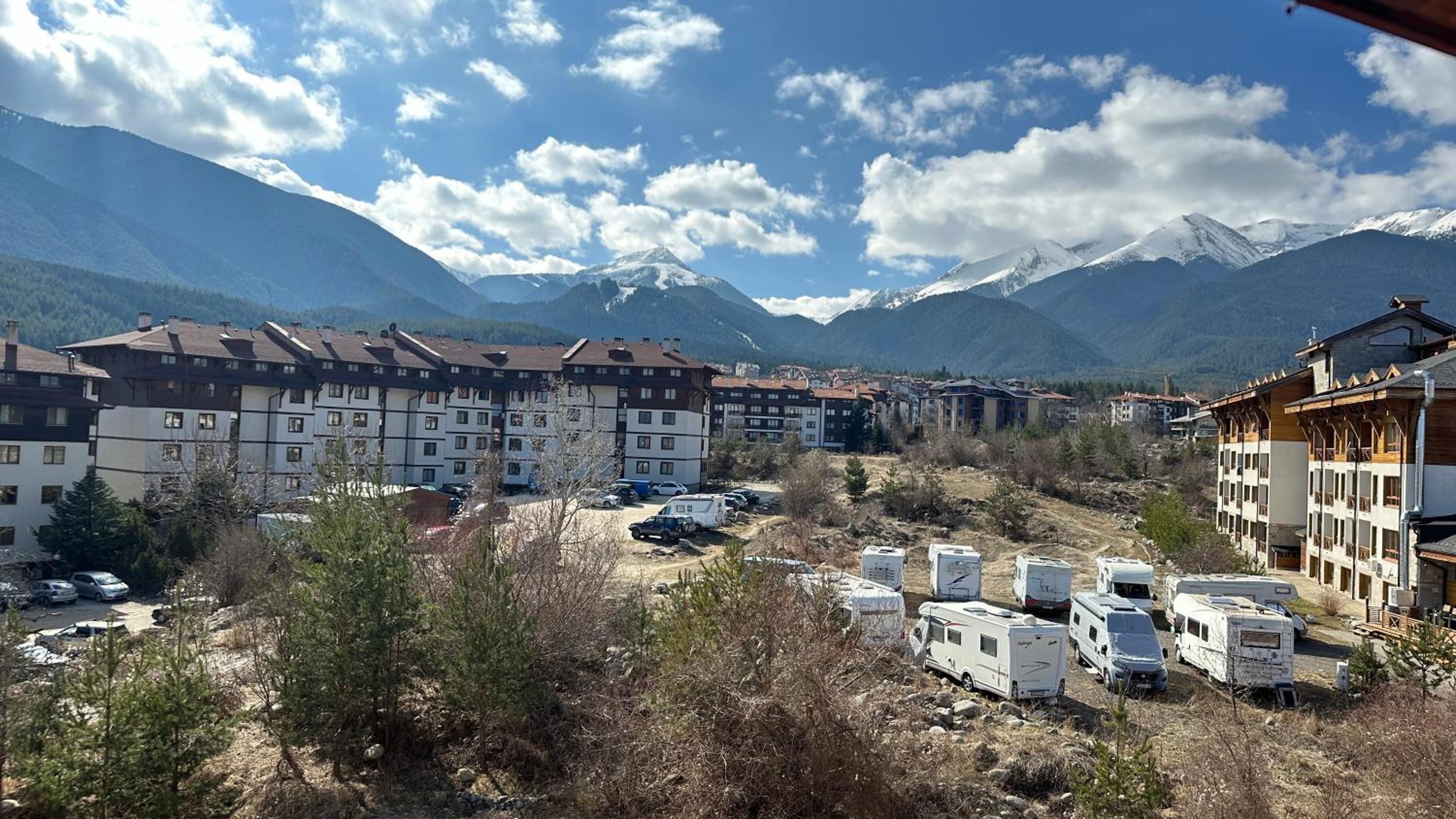 Ski Nomad Bansko