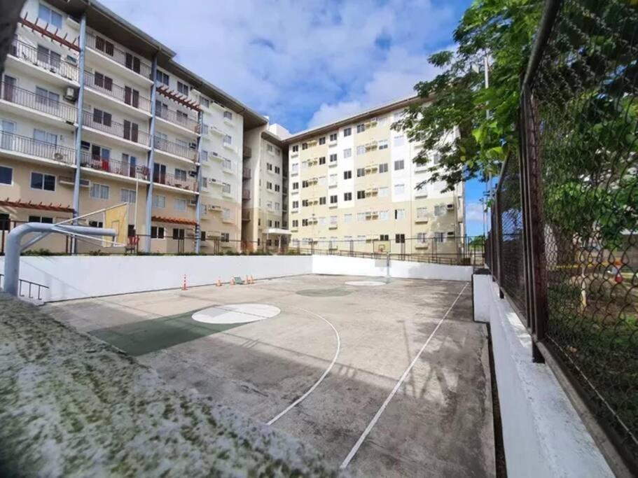 Serenity in Style - Stylish Cozy Stay with Pool & WiFi in Nuvali